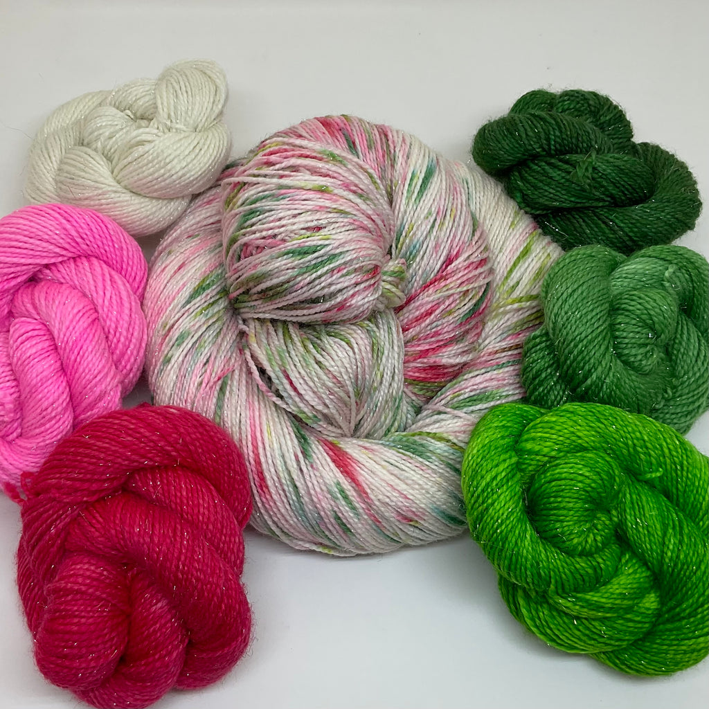 2023 Holiday Cups Speckled Variegated Full Skein and  Six Mini Skeins Yarn Set