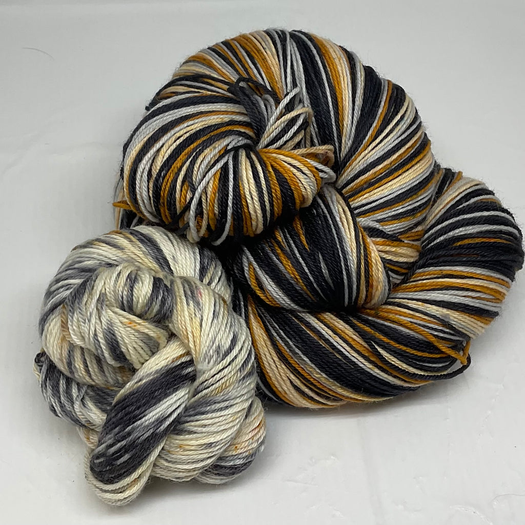 Holiday Baking Five Stripe Self Striping Yarn with Coordinating Speckled Mini Skein